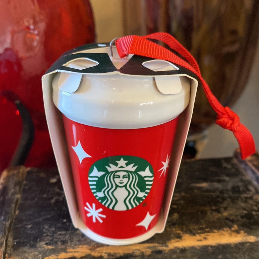 2022 Starbucks red cup ornament